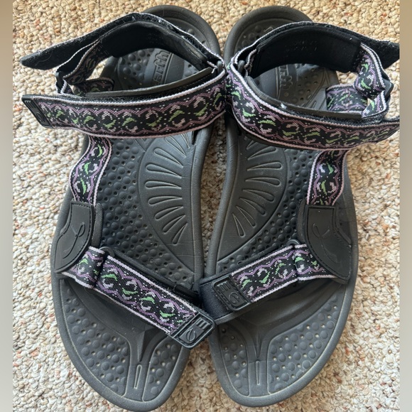 Earth Shoes - Earth Sandals - Velcro Strap - Women’s Size 11 - Black & Purple - Outdoor Shoes